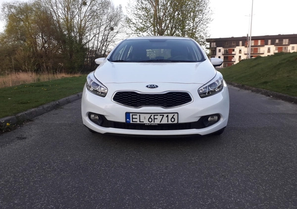 Kia Ceed cena 37700 przebieg: 112000, rok produkcji 2015 z Łódź małe 172